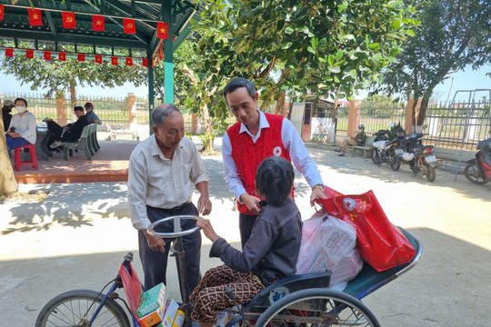 Hơn 19 tỷ đồng tổ chức Tết Nhân ái tại Đà Nẵng