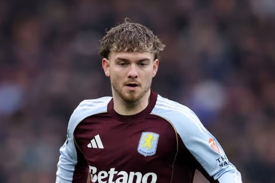 Cục diện trái ngược của 7 ngôi sao Liverpool cho mượn: Jaros rực sáng, Elliott mờ mịt tại Villa