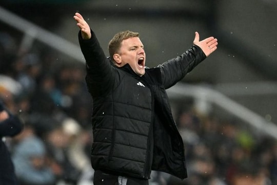 Eddie Howe và bài toán sinh tồn tại Newcastle: Canh bạc Champions League định đoạt tương lai