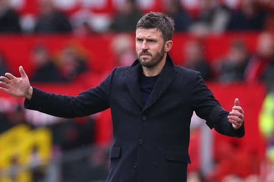 Michael Carrick hồi sinh Man Utd: Bãi bỏ thiết quân luật và tham vọng chuyển nhượng bom tấn