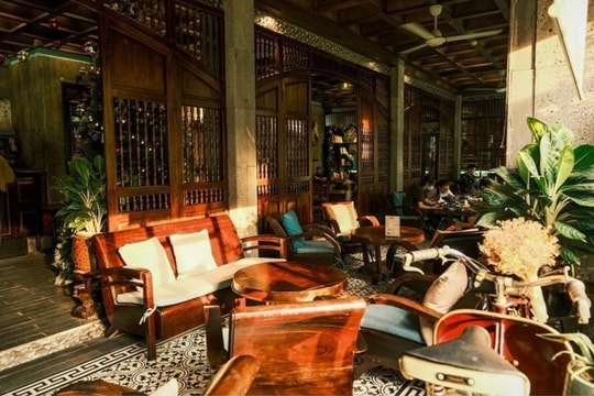 Sài Gòn và những góc quán quen: Chốn tìm về bình yên giữa nhịp sống hối hả