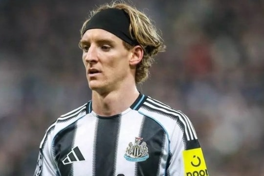 Chuyển nhượng tối 18/2: Liverpool săn đón Anthony Gordon, Arsenal 'sáng cửa' chiêu mộ Nico Williams