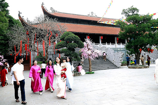 Thời tiết ngày 19/2 (mùng 3 Tết): Bắc Bộ rét, Nam Bộ có nơi nắng nóng