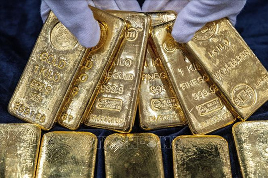 Giá vàng thế giới đi ngang sau phiên tăng mạnh