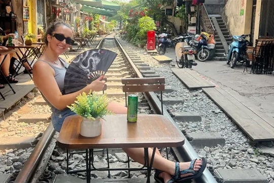 Hành trình xuyên Việt của du khách Mỹ: Từ văn hóa mặc cả thú vị đến bài học đắt giá về thời tiết
