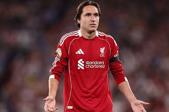 Liverpool sẵn sàng để Federico Chiesa gia nhập West Ham với giá 17 triệu euro