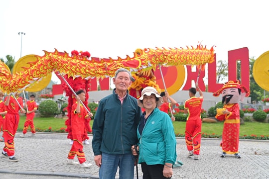 Sun World Ha Long: Trải nghiệm Tết Bính Ngọ với linh vật ngựa và Xẩm Xuân