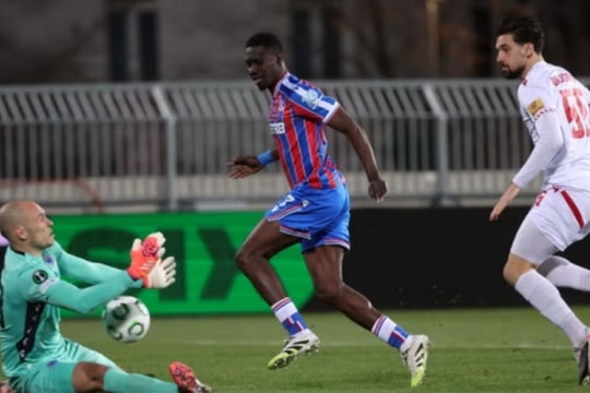 Crystal Palace hòa nhạt nhòa Zrinjski Mostar: Đánh mất lợi thế và thảm họa chấn thương