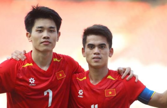 Thử thách khắc nghiệt chờ đợi Đình Bắc và dàn sao U23 Việt Nam tại V.League 2026
