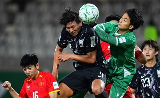 HLV Kim Sang-sik và trục dọc 1m9: Bước ngoặt thay đổi DNA của U23 Việt Nam tại ASIAD 20