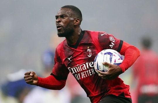 Liverpool nhắm chiêu mộ Fikayo Tomori để thay thế Konate và kế thừa Van Dijk