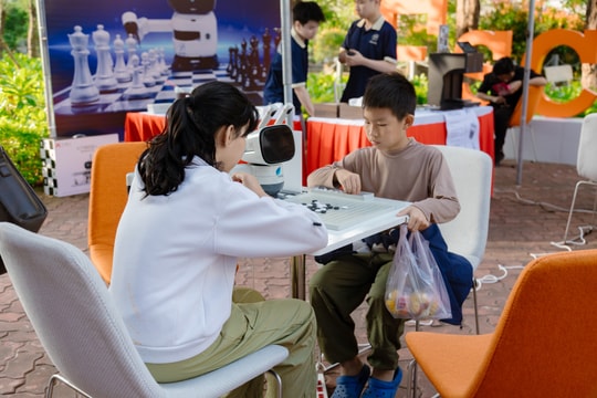 Người trẻ tự tin ứng dụng công nghệ