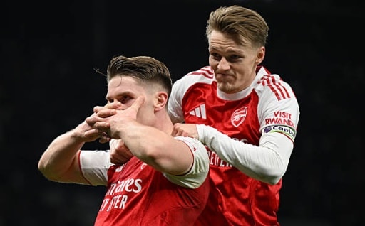 Arsenal đè bẹp Tottenham 4-1: Eze và Gyokeres rực sáng tại Derby Bắc London