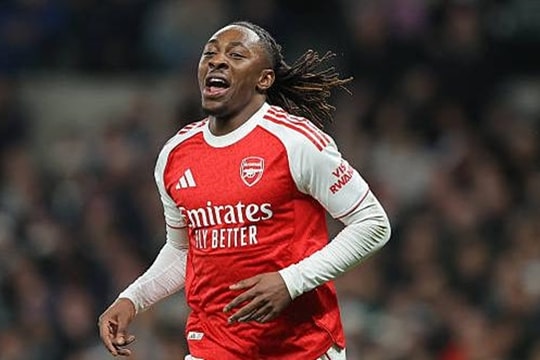 Arsenal hủy diệt Tottenham 4-1: Eze và Gyokeres rực sáng trong trận derby Bắc London