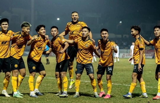 CLB Thanh Hóa và bài toán 3 tỷ đồng: Ngưỡng cửa sinh tồn tại V-League 2025/2026