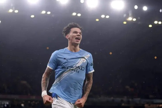 Nico O'Reilly: "Viên ngọc" học viện rực sáng giữa dàn sao tỷ bảng của Man City