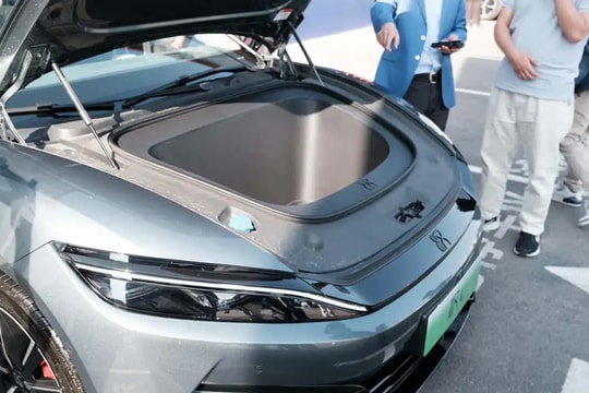 Ford Mustang Mach-E 2026: Khoang hành lý phía trước trở thành tùy chọn trả phí 495 USD