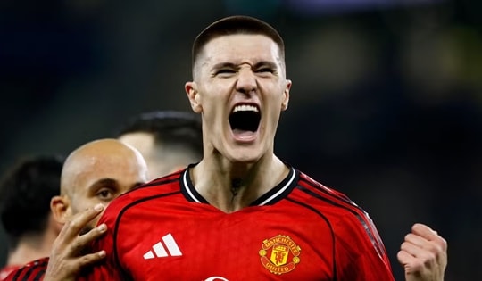 Michael Carrick hồi sinh Man Utd: Khi sự đơn giản đẩy lùi sai lầm của Ruben Amorim
