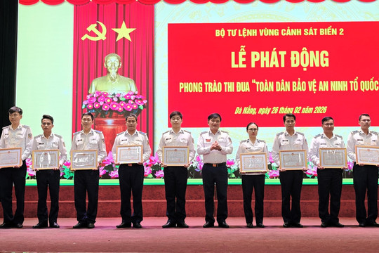 Vùng Cảnh sát biển 2 và Chi đội Kiểm ngư số 3 phát động phong trào thi đua Toàn dân bảo vệ an ninh Tổ quốc