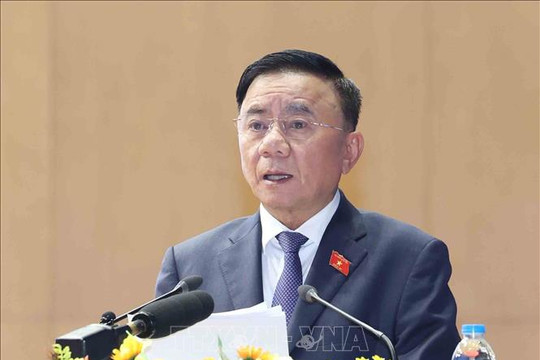 Bảo đảm chất lượng đại biểu và tăng số lượng đại biểu hoạt động chuyên trách