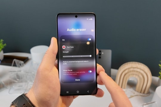 Galaxy S26 ra mắt AI Audio Eraser thế hệ mới: Khả năng xóa tiếng ồn trực tiếp trên YouTube