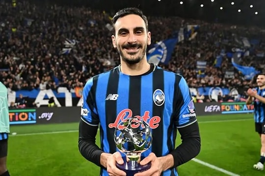 Davide Zappacosta rực sáng đưa Atalanta ngược dòng loại Dortmund tại Champions League