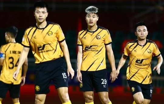 Thanh Hóa lâm nguy tại V-League: Thủ môn đá tiền đạo và tiếng kêu cứu của HLV Mai Xuân Hợp