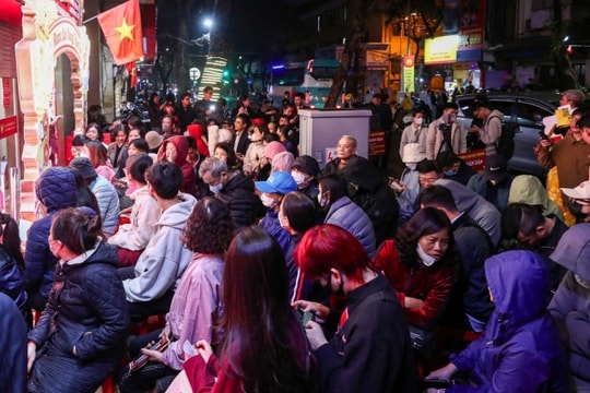 Giá vàng cập nhật 12h trưa nay 26/2/2026: Bảng giá vàng SJC, vàng nhẫn 9999 ngày Vía Thần Tài