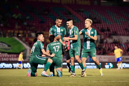 Trường Tươi Đồng Nai vô địch lượt đi giải hạng Nhất sau trận thắng 5-1