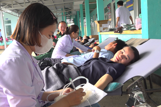 Bệnh viện Đa khoa Quảng Nam tiếp nhận 100 đơn vị máu