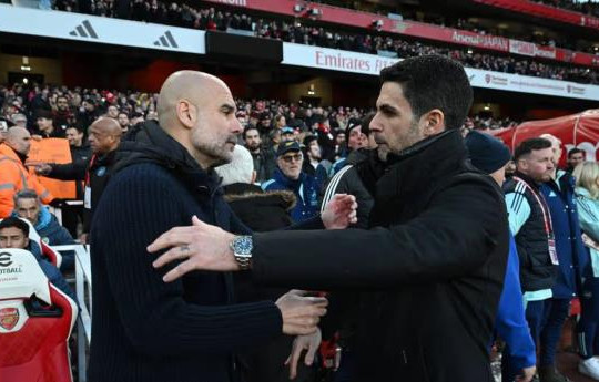 Cuộc đua vô địch Ngoại hạng Anh: Man City di chuyển gấp 3 lần Arsenal trong chặng nước rút