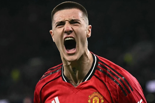Benjamin Sesko: Đã đến lúc Michael Carrick trao suất đá chính tại Manchester United