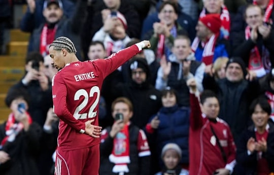 Liverpool đè bẹp West Ham 5-2: Hugo Ekitike rực sáng tại Anfield