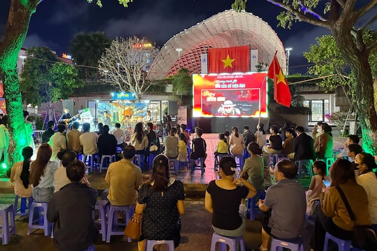 “Cửa sổ điện ảnh” và nhịp cầu kết nối giới trẻ