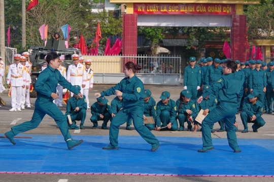 Lực lượng vũ trang thành phố Đà Nẵng ra quân huấn luyện năm 2026