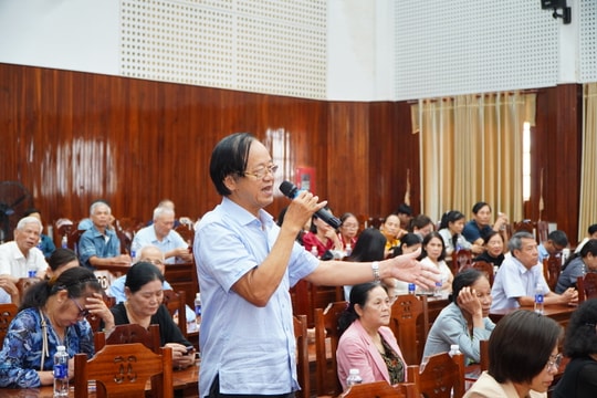 Tiếp xúc cử tri vận động bầu cử: Sôi nổi, dân chủ và trách nhiệm