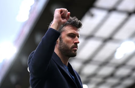 Man Utd và bài toán Michael Carrick: Canh bạc giữ chân hay mạo hiểm thay đổi?