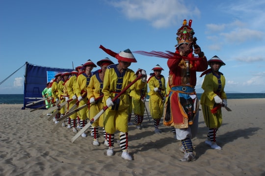 Độc đáo Đội chèo bả trạo Hà Quảng Bắc