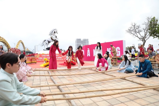 Hai tháng đầu năm, Đà Nẵng phục vụ hơn 2,4 triệu lượt khách lưu trú