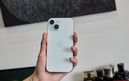 iPhone 15 cũ thu hút người dùng công nghệ