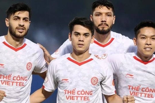 Khuất Văn Khang rực sáng, Thể Công Viettel áp sát ngôi đầu V-League sau trận thắng 3-1