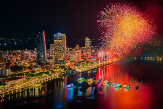 Travel + Leisure: Vietnam’s rising night-time tourism with stunning fireworks in Da Nang, Phu Quoc