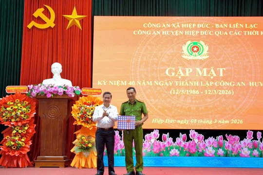 Gặp mặt kỷ niệm 40 năm ngày thành lập Công an huyện Hiệp Đức