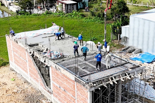Doanh nghiệp xây dựng chật vật khi giá vật liệu tăng mạnh
