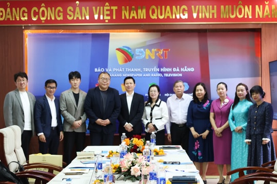 Báo và phát thanh, truyền hình Đà Nẵng ký kết bản ghi nhớ hợp tác với Quỹ Văn hóa du lịch huyện Yeongam (Hàn Quốc)