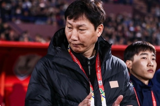 Báo Malaysia lo ngại kế hoạch phục hận của HLV Kim Sang Sik tại vòng loại Asian Cup