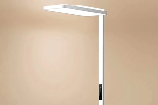 Xiaomi Mijia Vertical Study Lamp 2: Đèn bàn thông minh tích hợp AI bảo vệ mắt