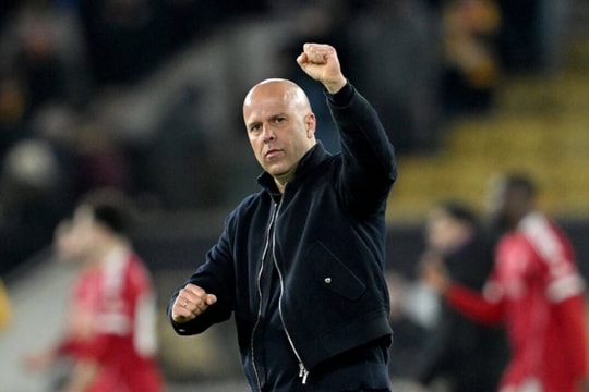 Liverpool đấu Galatasaray: Bài toán cân bằng của Arne Slot tại chảo lửa Istanbul