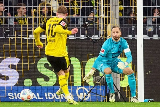 Arsenal dẫn đầu cuộc đua chiêu mộ Julian Brandt sau xác nhận từ Dortmund
