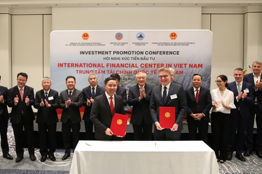 Tăng lực đẩy phát triển công nghệ tài chính: Tạo lợi thế cạnh tranh